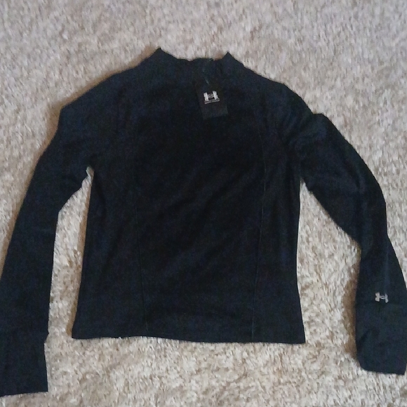Under Armour Tops - NWT UNDER ARMOUR FITTED MOCK NECK TOP